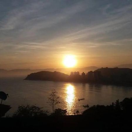 Por De Sol No Mar Da Cama Villa Caraguatatuba Kültér fotó