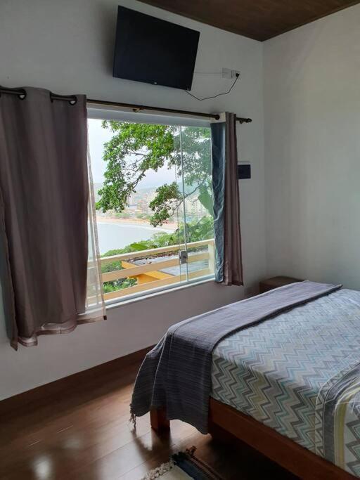 Por De Sol No Mar Da Cama Villa Caraguatatuba Kültér fotó