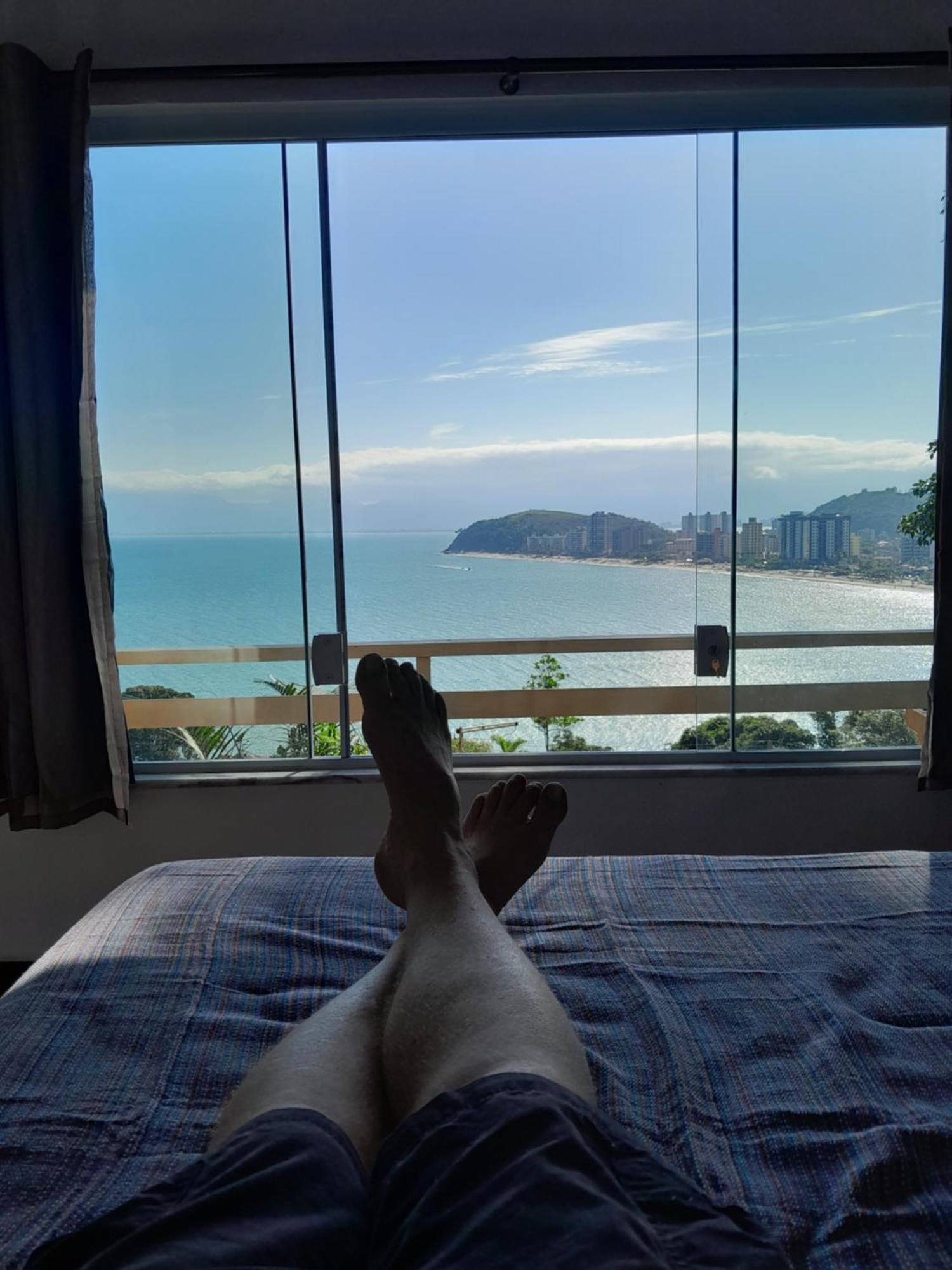 Por De Sol No Mar Da Cama Villa Caraguatatuba Kültér fotó
